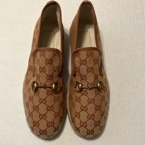 Beautiful Gucci shoes mens size 8